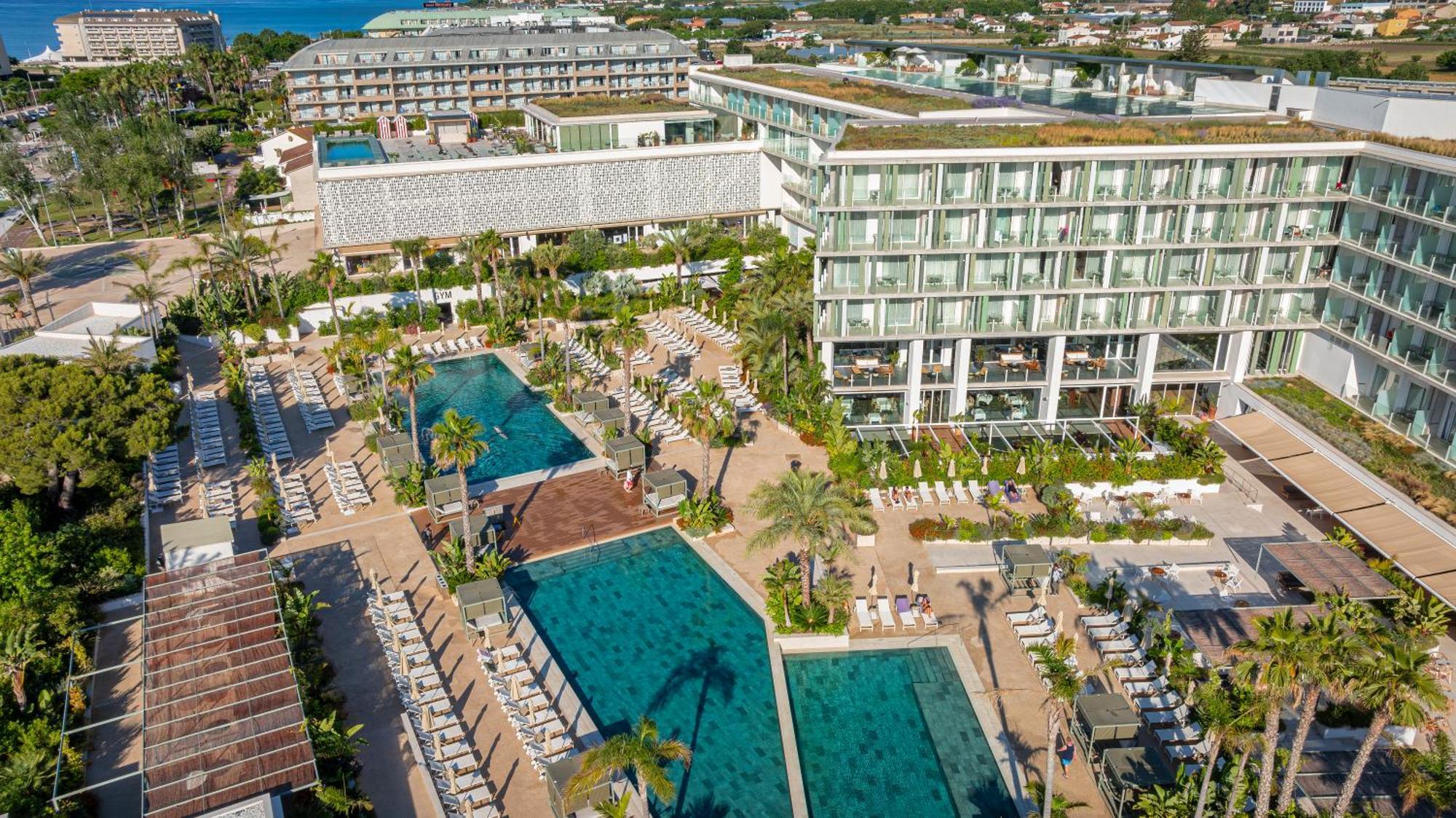 Atzavara Hotel & Spa Santa Susanna Exterior foto Aerial view of the hotel